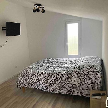 Maisonnette Neuve Avec Jardin Privatif Saran Exterior foto